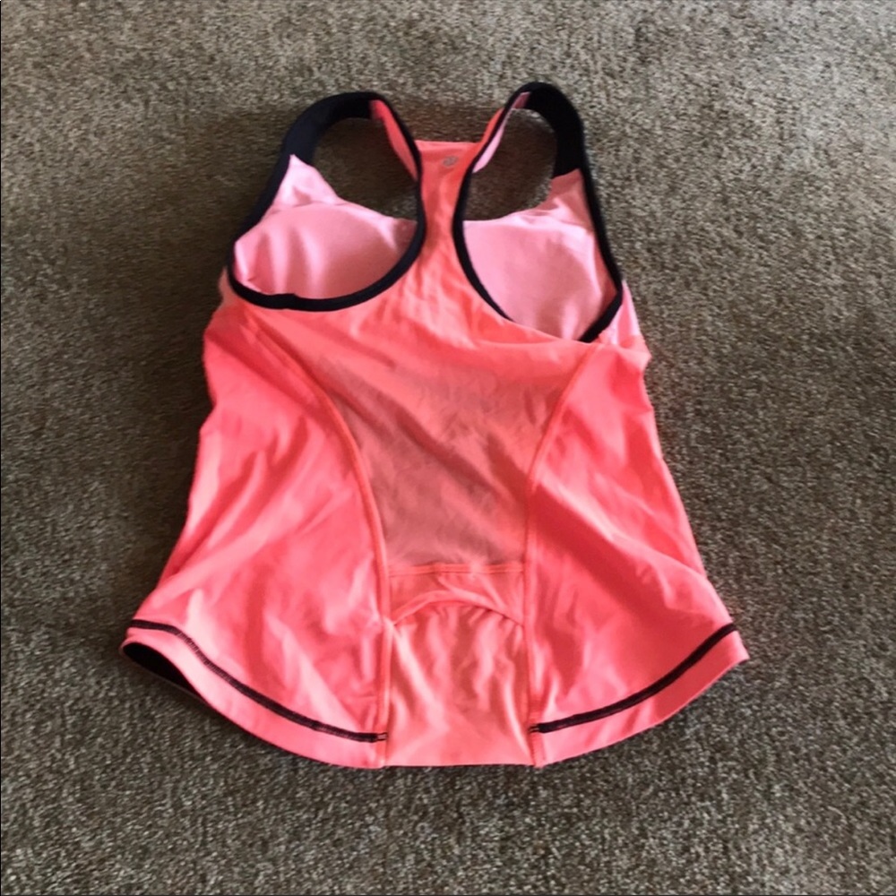 Workout Tank Top - Picture 2 of 3